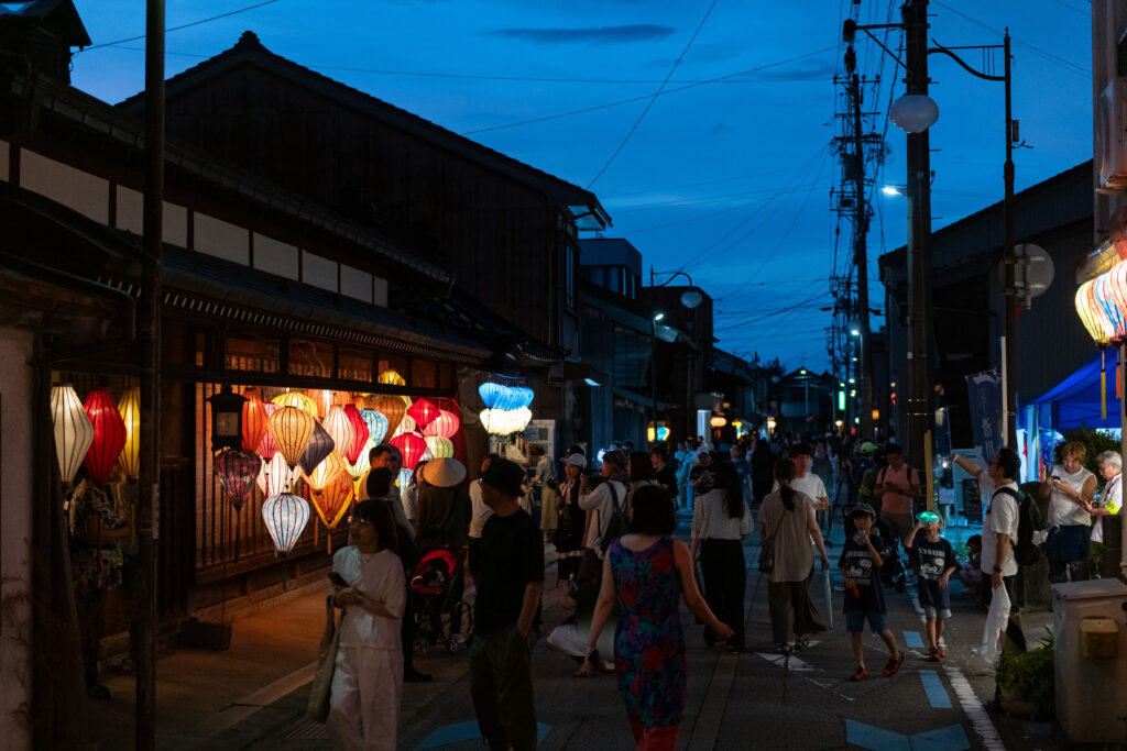 夕暮れの町並み